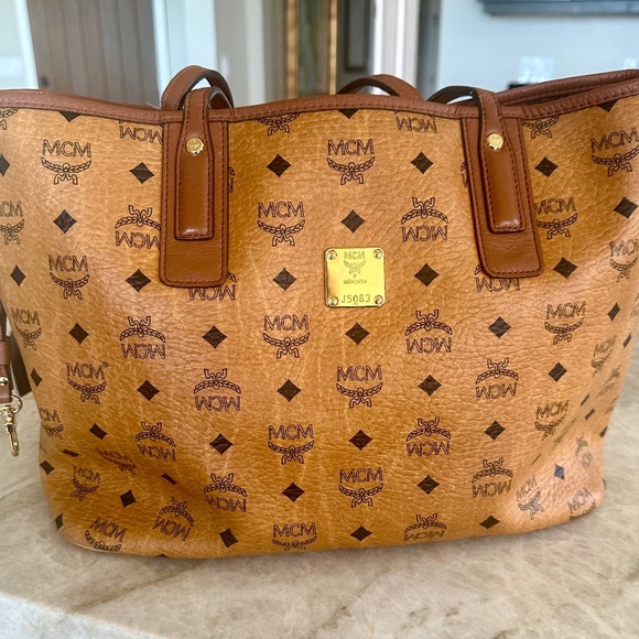 MCM Visetos Medium Reversible Tote - Picture 1 of 15